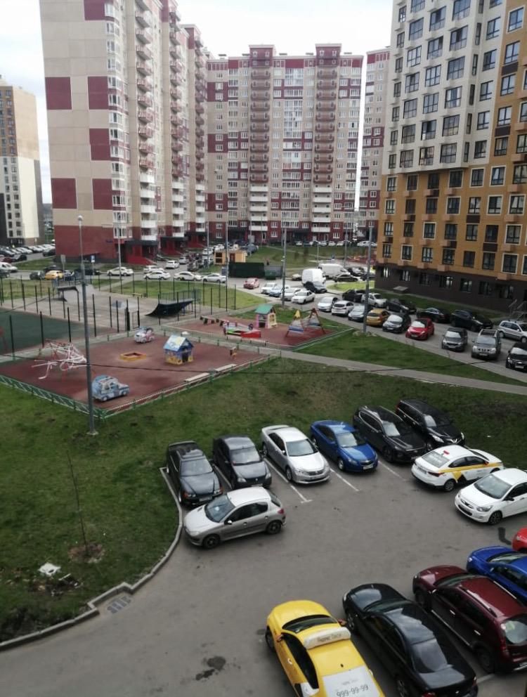 Аренда однокомнатной квартиры деревня Боброво, цена 24000 рублей, 2023 год объявление №1010327 на megabaz.ru