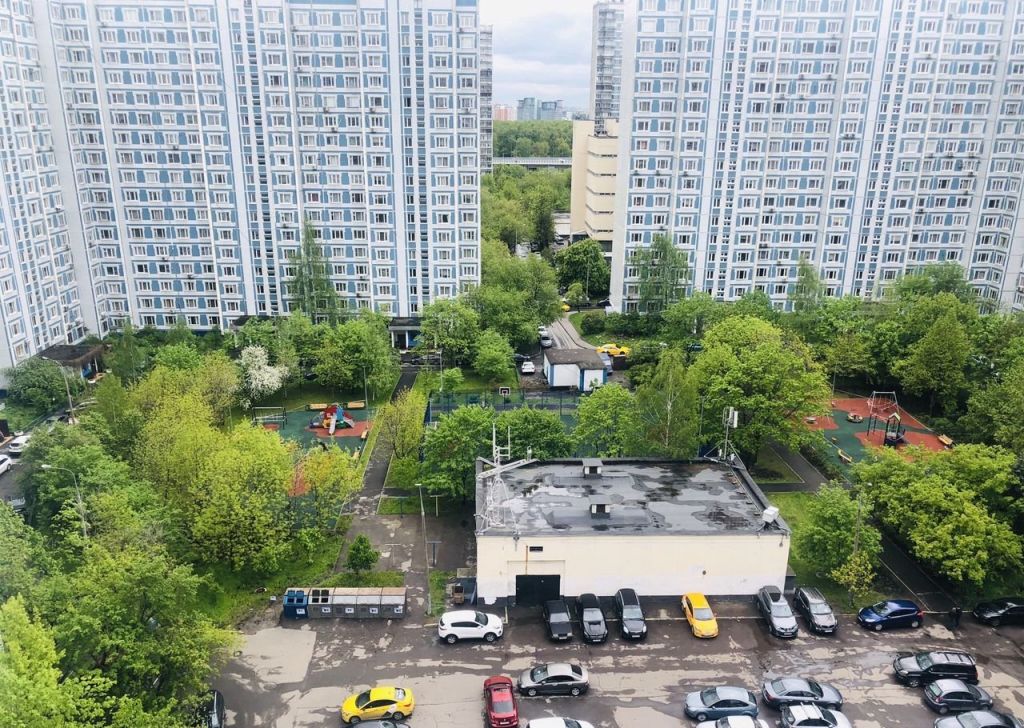 Москва осенний бульвар. Осенний бульвар 8к2. Осенний бульвар д.8 к.2. Метро Крылатское осенний бульвар. Метро Крылатское улица осенний бульвар дом2.