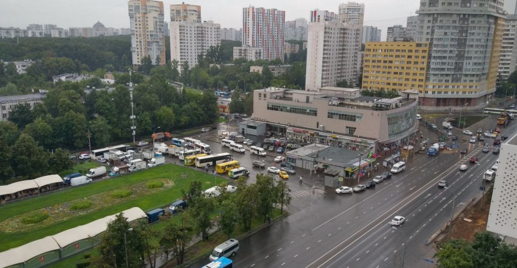 Ярцевская улица москва. Ярцевская улица. Метро Молодежная улица Ярцевская. Ярцевская улица, 32.