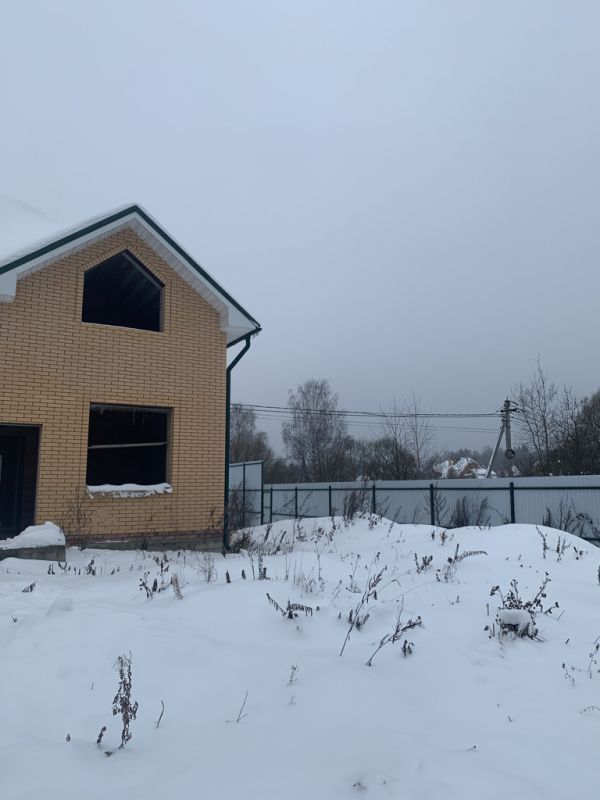 Продажа дома деревня Селятино, цена 10000000 рублей, 2022 год объявление №564697 на megabaz.ru