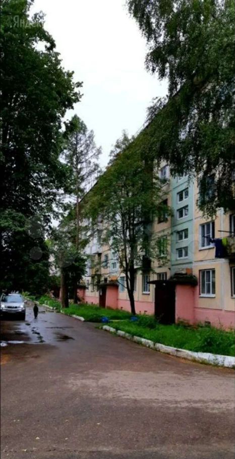 Продажа двухкомнатной квартиры поселок Нарынка, улица Королёва 4, цена 1800000 рублей, 2022 год объявление №668446 на megabaz.ru