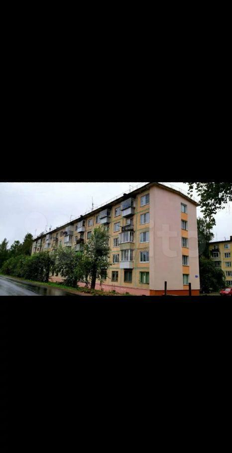 Продажа двухкомнатной квартиры поселок Нарынка, улица Королёва 4, цена 1800000 рублей, 2022 год объявление №668446 на megabaz.ru