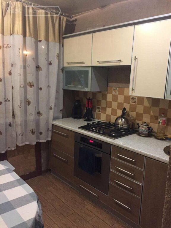 Продажа трёхкомнатной квартиры поселок Мещерское, цена 3300000 рублей, 2022 год объявление №539223 на megabaz.ru