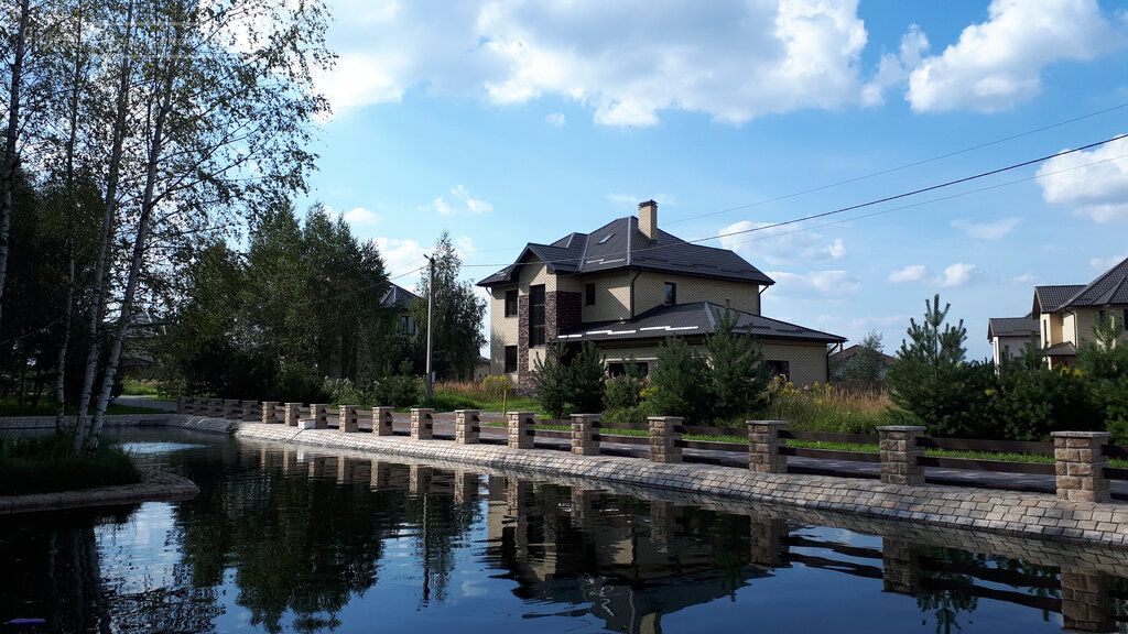 Продажа дома деревня Минино, Южная улица 8, цена 14450000 рублей, 2022 год объявление №550609 на megabaz.ru