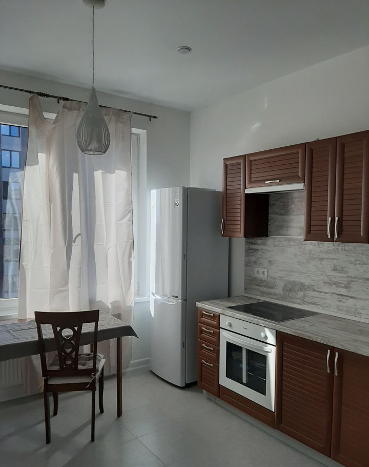 Аренда двухкомнатной квартиры Москва, метро Лесопарковая, Варшавское шоссе 168, цена 50000 рублей, 2025 год объявление №1232008 на megabaz.ru Аренда двухкомнатной квартиры Москва, метро Лесопарковая, Варшавское шоссе 168, цена 50000 рублей, 2025 год объявление №1232008 на megabaz.ru