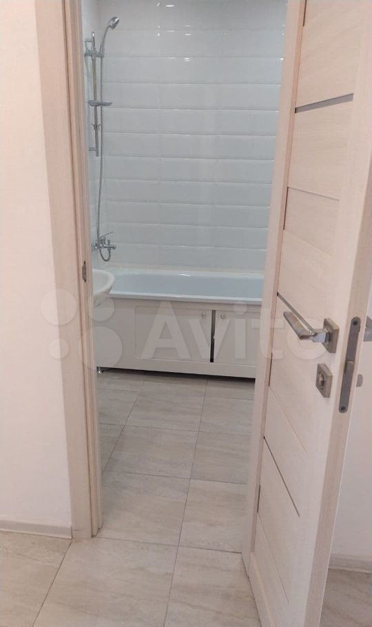 Аренда двухкомнатной квартиры Москва, метро Улица Академика Янгеля, Варшавское шоссе 139, цена 45000 рублей, 2025 год объявление №1434638 на megabaz.ru Аренда двухкомнатной квартиры Москва, метро Улица Академика Янгеля, Варшавское шоссе 139, цена 45000 рублей, 2025 год объявление №1434638 на megabaz.ru