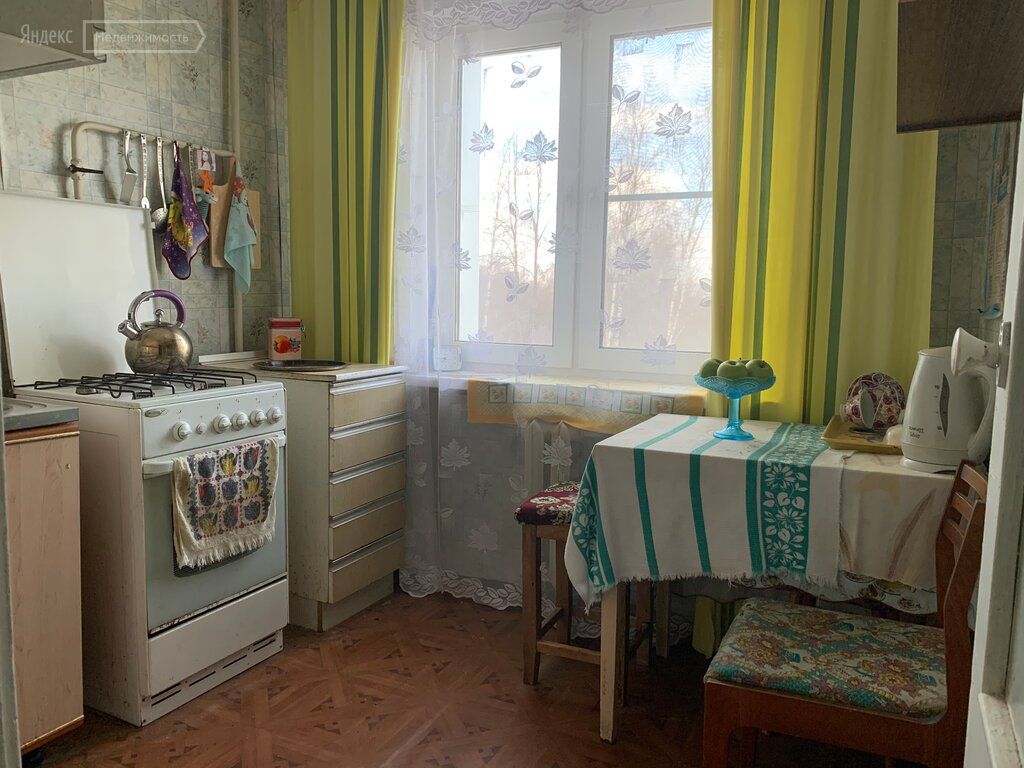 Продажа двухкомнатной квартиры поселок Чайковского, цена 2700000 рублей, 2023 год объявление №590858 на megabaz.ru