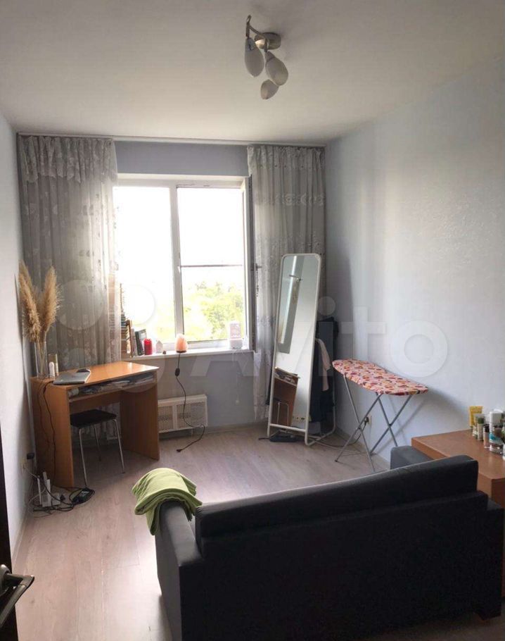 Аренда комнаты Москва, метро Улица Академика Янгеля, Чертановская улица 52к2, цена 13400 рублей, 2025 год объявление №1431175 на megabaz.ru Аренда комнаты Москва, метро Улица Академика Янгеля, Чертановская улица 52к2, цена 13400 рублей, 2025 год объявление №1431175 на megabaz.ru