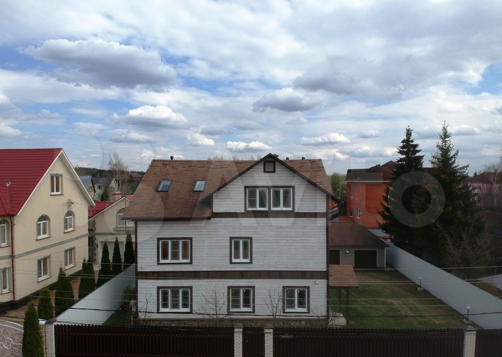Продажа дома деревня Вялки, Солнечная улица, цена 18900000 рублей, 2022 год объявление №614177 на megabaz.ru