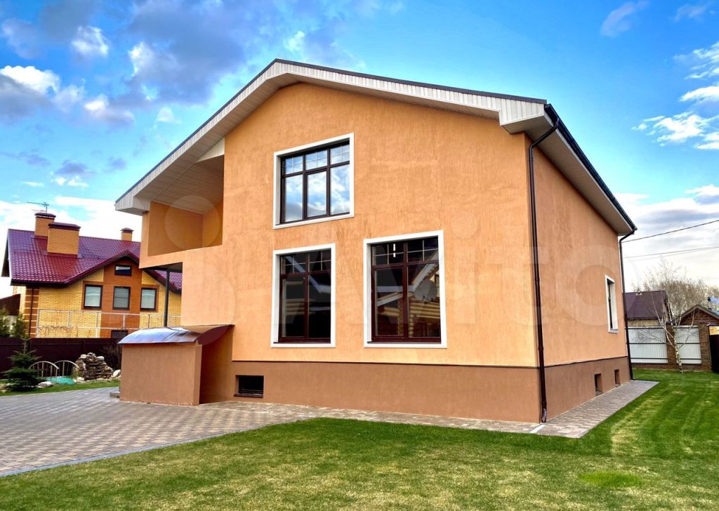 Продажа дома деревня Холуденево, Каштановая улица 4, цена 18200000 рублей, 2023 год объявление №746693 на megabaz.ru