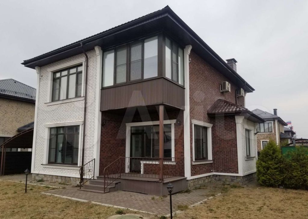 Продажа дома деревня Пятница, цена 25000000 рублей, 2023 год объявление №606235 на megabaz.ru