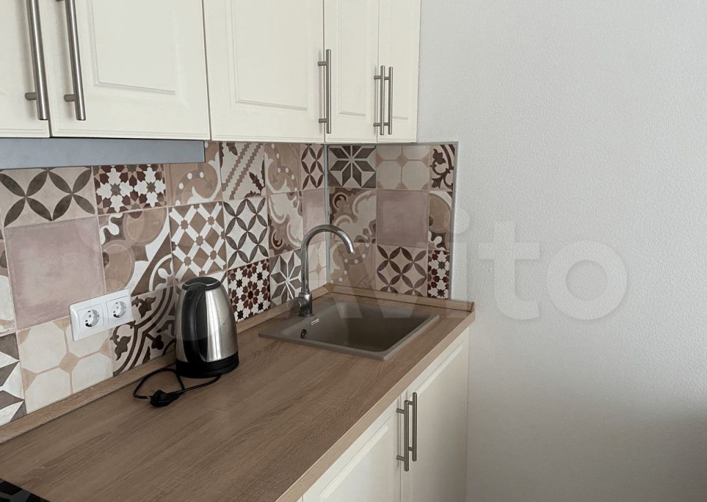 Аренда студии Москва, метро Домодедовская, Ясеневая улица 12к2, цена 35000 рублей, 2026 год объявление №1474164 на megabaz.ru Аренда студии Москва, метро Домодедовская, Ясеневая улица 12к2, цена 35000 рублей, 2026 год объявление №1474164 на megabaz.ru