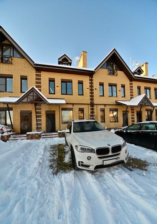 Продажа дома деревня Бережки, цена 17900000 рублей, 2022 год объявление №718210 на megabaz.ru