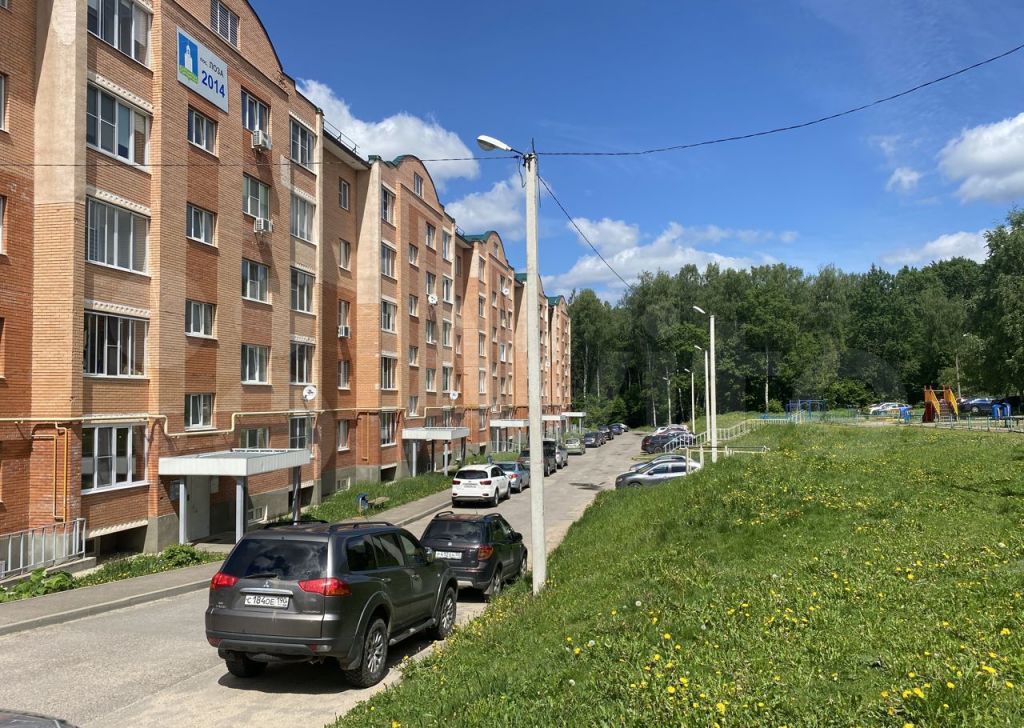 Продажа двухкомнатной квартиры поселок Лоза, цена 3850000 рублей, 2023 год объявление №657730 на megabaz.ru