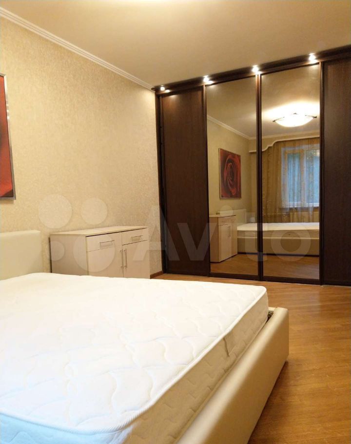 Продажа трёхкомнатной квартиры поселок Поведники, цена 12200000 рублей, 2024 год объявление №698870 на megabaz.ru