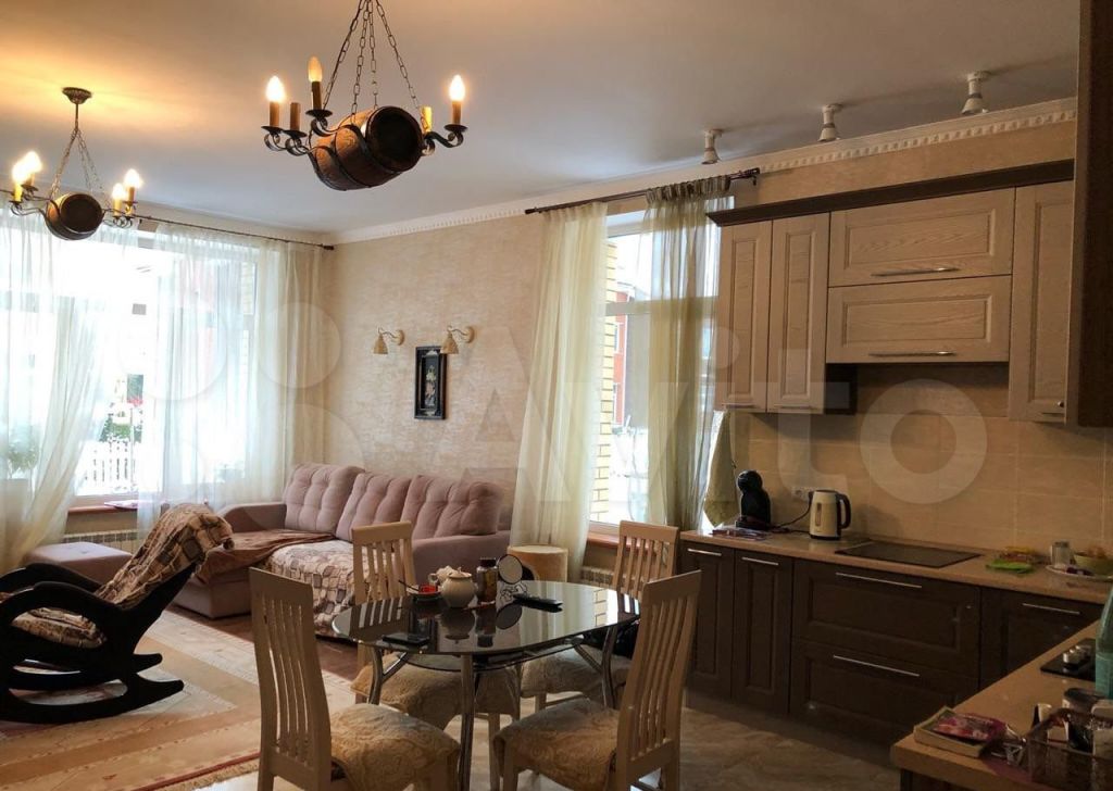 Продажа дома деревня Нефедьево, Янтарная улица, цена 14800000 рублей, 2022 год объявление №681488 на megabaz.ru