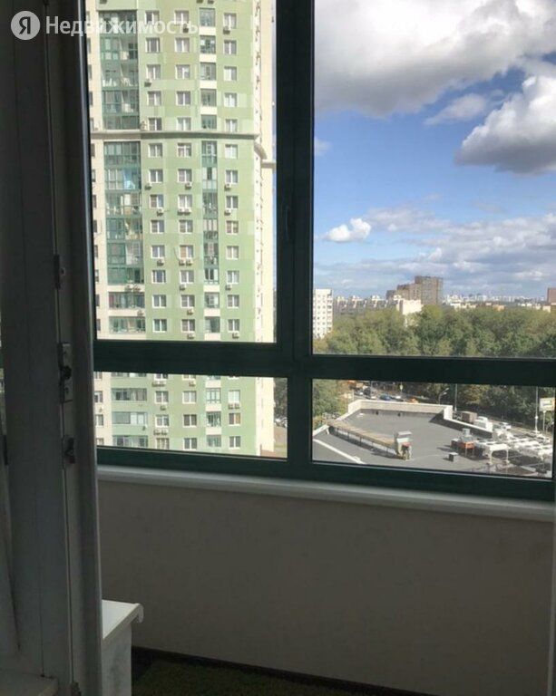 Аренда трёхкомнатной квартиры Красногорск, Ильинское шоссе 16, цена 85000 рублей, 2022 год объявление №1533797 на megabaz.ru