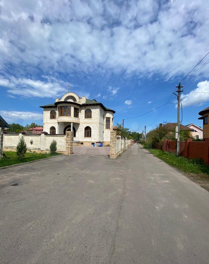 Аренда дома деревня Картино, цена 380000 рублей, 2022 год объявление №1296753 на megabaz.ru