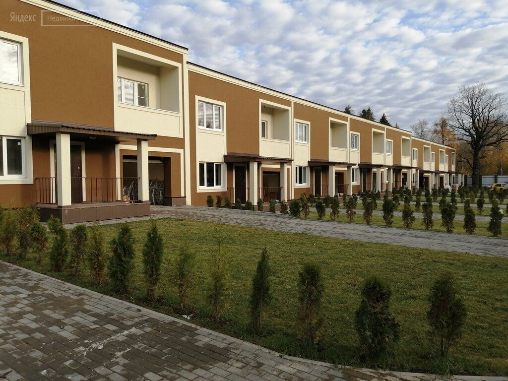 кронбург, деревня губкино. ангелово, село ангелово. апрелевка московская область коттеджный поселок. снять таунхаус в москве. академия парк коттеджный поселок.