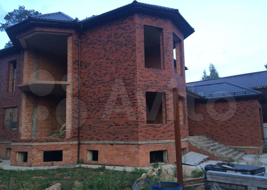 Продажа дома деревня Юрлово, цена 23700000 рублей, 2022 год объявление №741384 на megabaz.ru