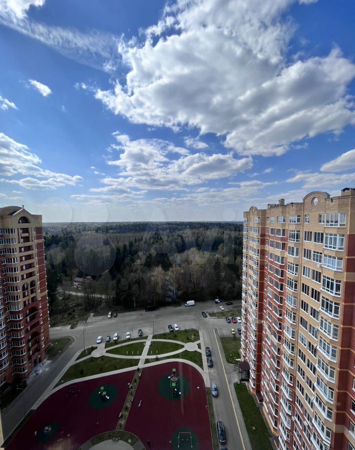 Продажа однокомнатной квартиры поселок Горки-10, цена 7790000 рублей, 2022 год объявление №743696 на megabaz.ru