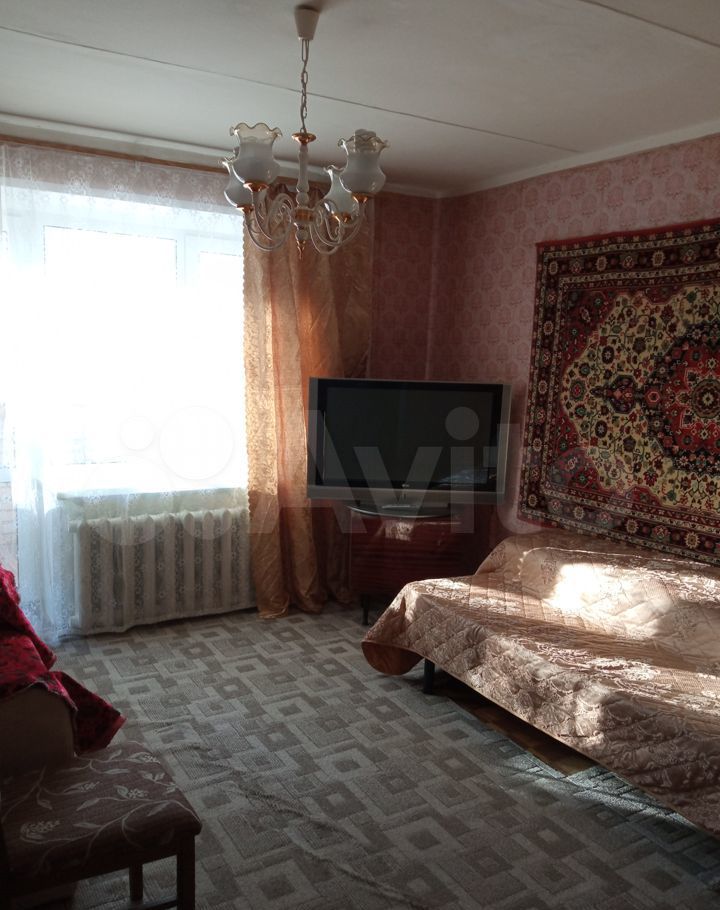 Продажа двухкомнатной квартиры Руза, Революционная улица 21, цена 4000000 рублей, 2022 год объявление №777833 на megabaz.ru