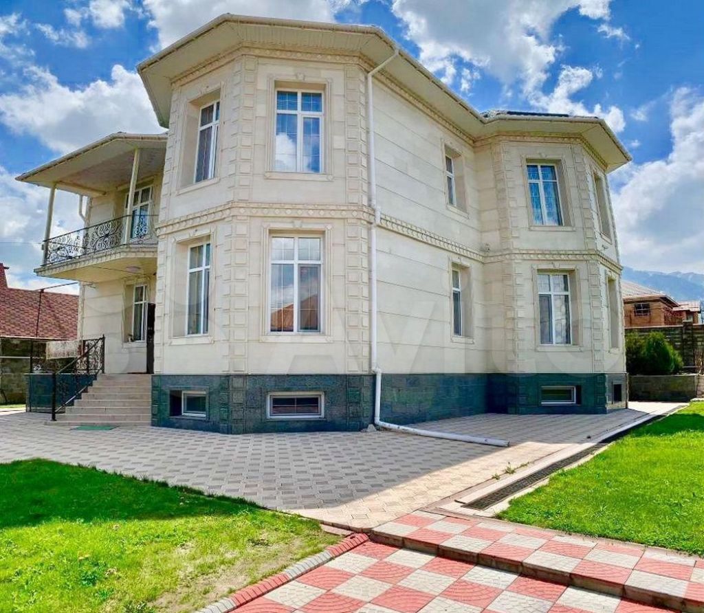 Продажа дома село Рахманово, цена 19800000 рублей, 2023 год объявление №744772 на megabaz.ru