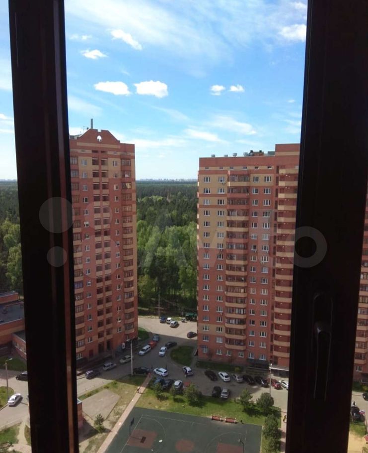 Аренда однокомнатной квартиры деревня Щемилово, цена 20000 рублей, 2023 год объявление №1541027 на megabaz.ru