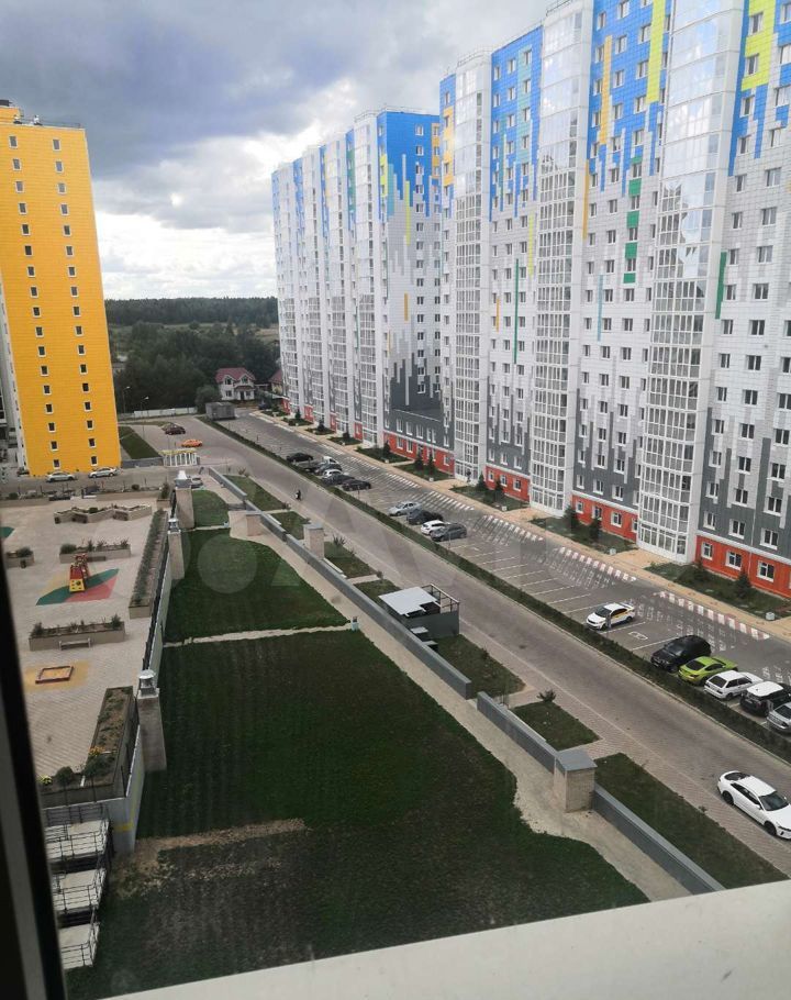 Аренда однокомнатной квартиры деревня Голубое, Парковый бульвар 5, цена 2300 рублей, 2023 год объявление №1549463 на megabaz.ru