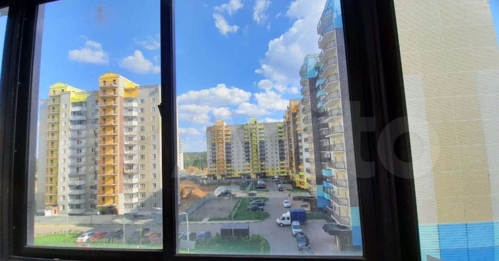 Продажа однокомнатной квартиры деревня Малые Вязёмы, цена 5000000 рублей, 2022 год объявление №743910 на megabaz.ru