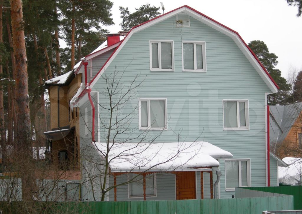 Аренда дома деревня Барвиха, 2-я линия, цена 90000 рублей, 2022 год объявление №1528157 на megabaz.ru