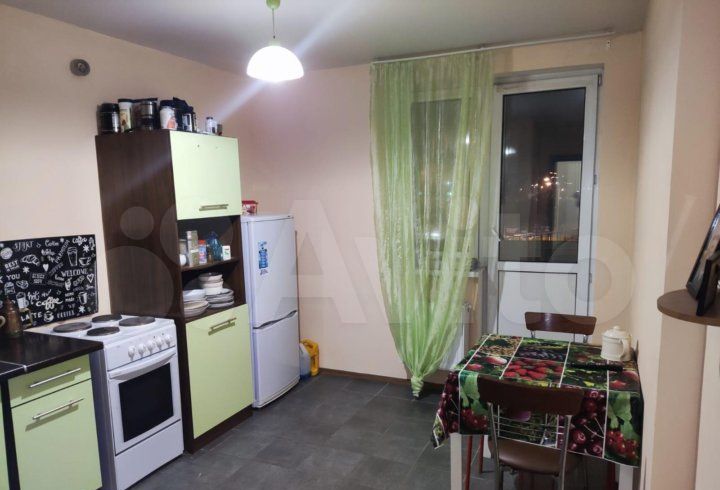 Аренда однокомнатной квартиры деревня Сапроново, цена 25000 рублей, 2023 год объявление №1557892 на megabaz.ru