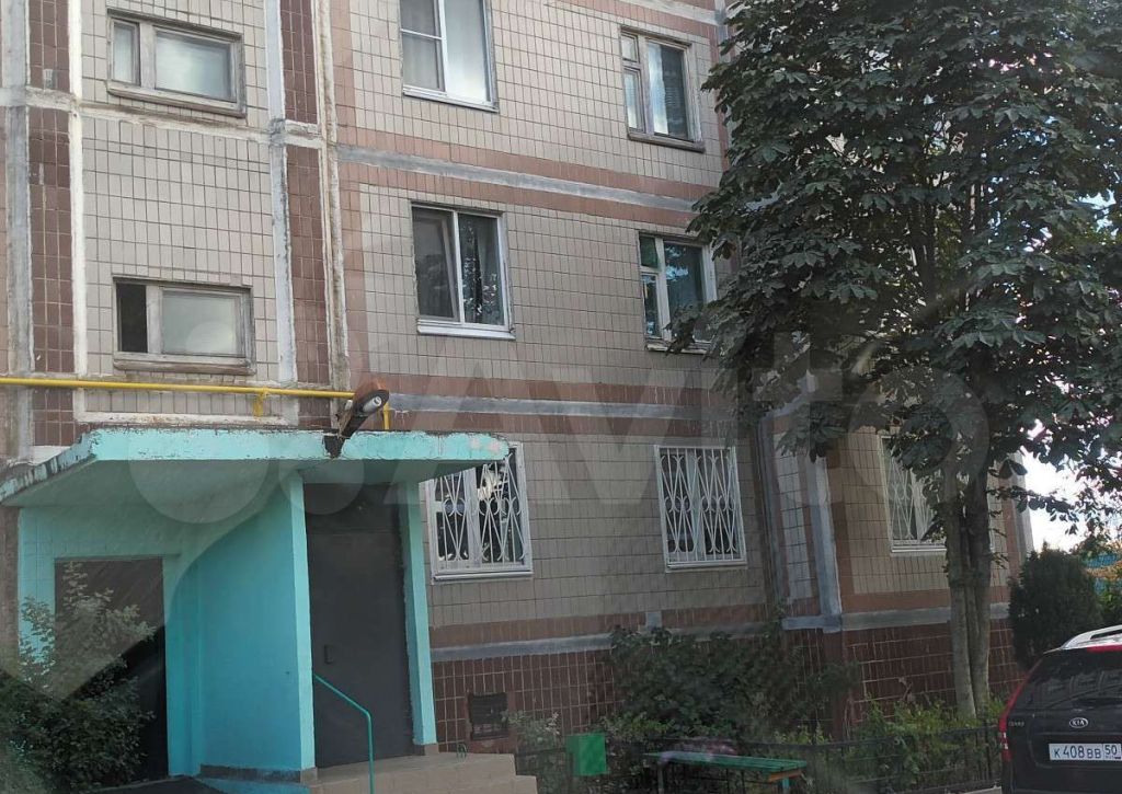 Продажа комнаты Серпухов, Мотозаводской переулок 1, цена 800000 рублей, 2023 год объявление №785676 на megabaz.ru