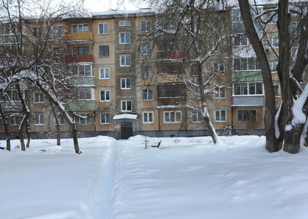 Продажа двухкомнатной квартиры Коломна, улица Суворова 4, цена 3600000 рублей, 2024 год объявление №785422 на megabaz.ru